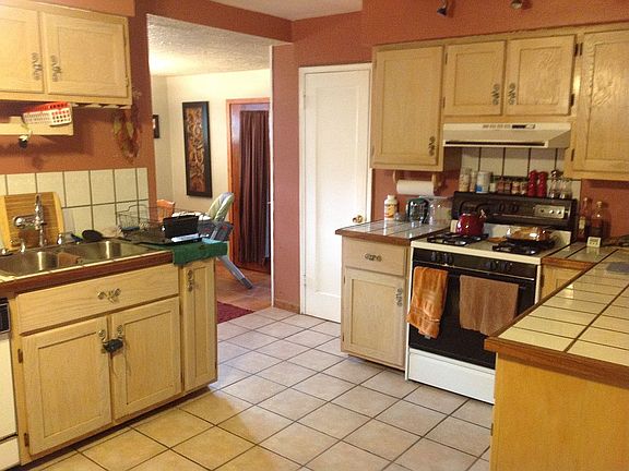 4th image of 4931 Palo Alto Ave SE