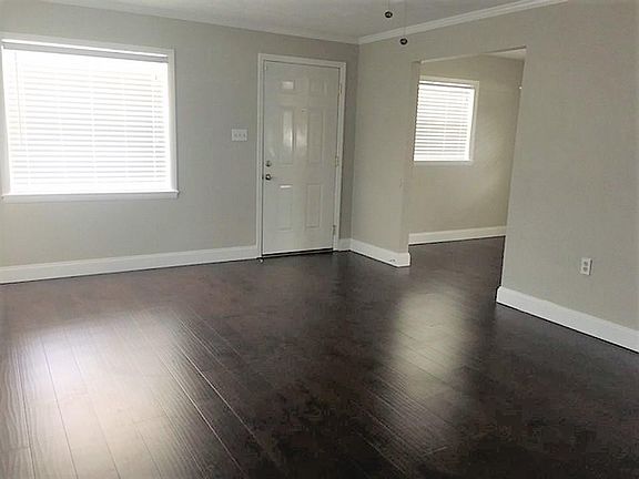 3rd image of 173002 Elizabeth Ave
