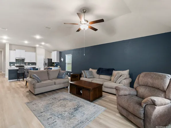 20825 Pleasanton Rd, San Antonio, TX 78264