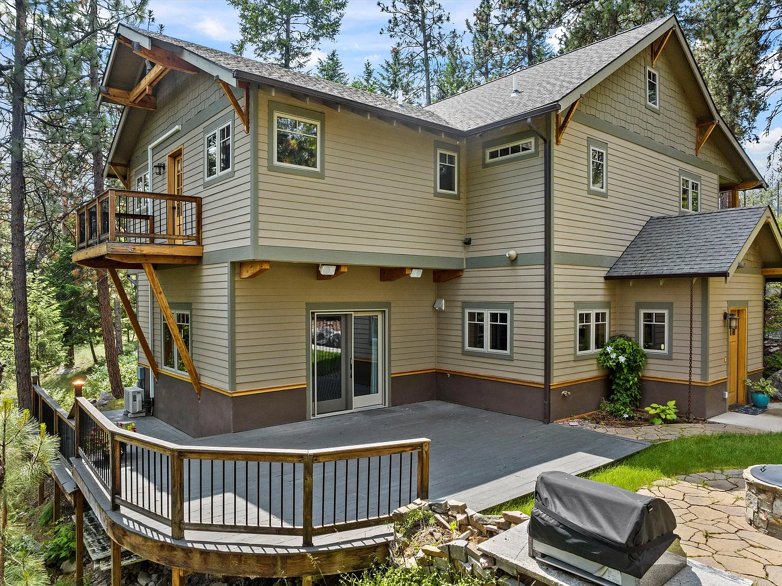 5187 Forest Hill Ln — Photo 1