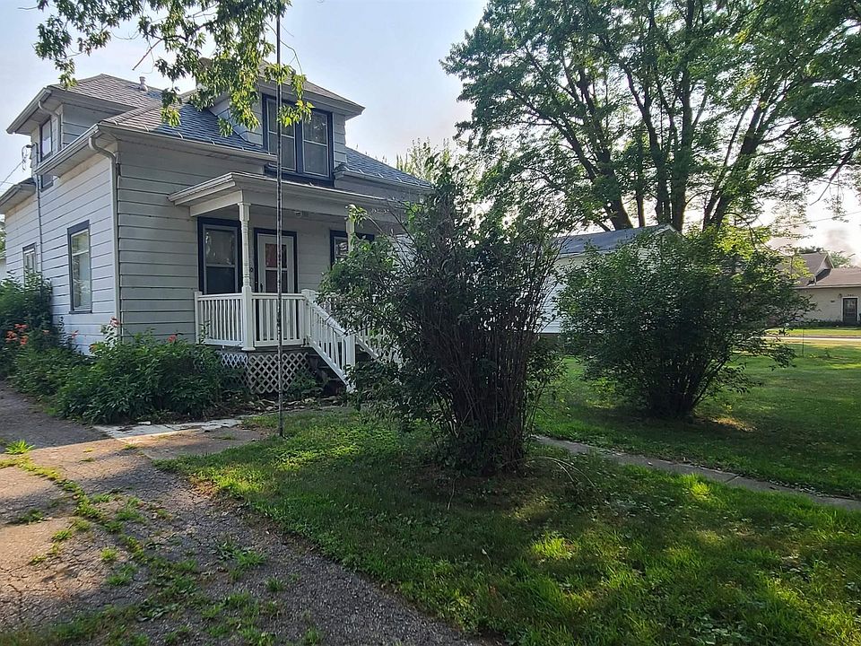 1st image of 260 W Murdock St