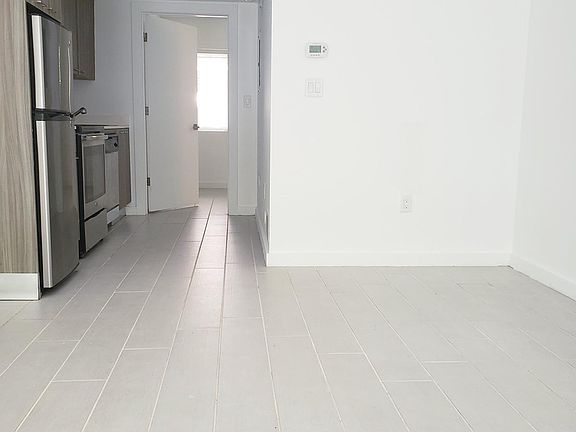 3rd image of 740 Meridian Ave #24-1