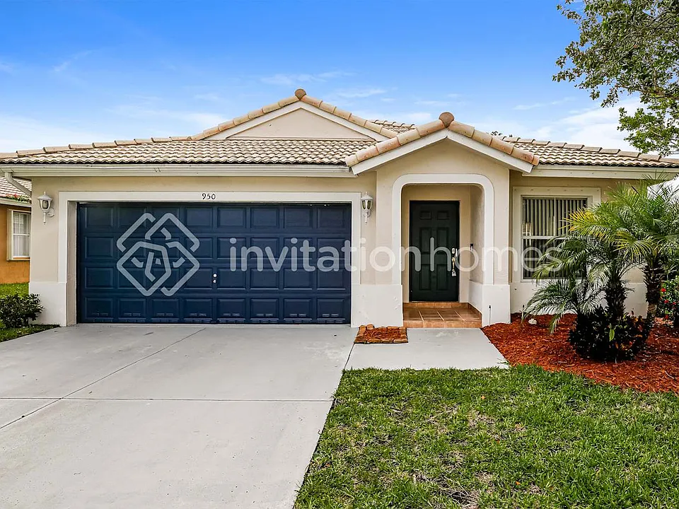 950 SW 164th Ave