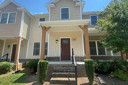 204 Capital St Photo 1 204 Capital St Photo 1