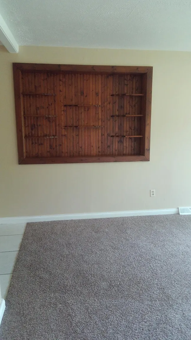 2154 Windsor Ave photo 1