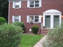 Well maintained complex