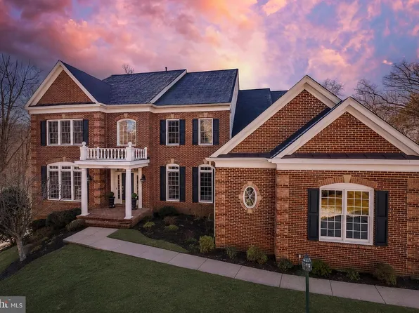 43261 Overview Pl, Leesburg, VA 20176