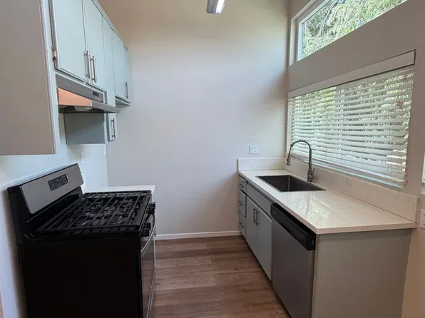 430-440 Linden Drive, Oxnard, CA 93030, 430-440 N Linden Dr #440-2, Oxnard, CA 93033