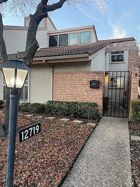 1st image of 12719 Burninglog Ln