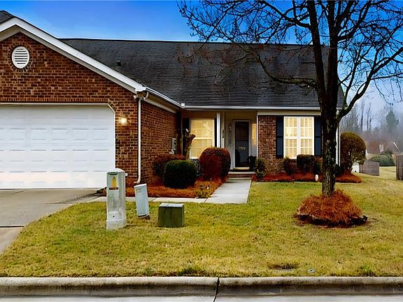 2nd image of 3920 Cloverwood Meadow Ln