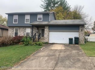 8602 Codington Ct, Jeffersontown, KY 40299