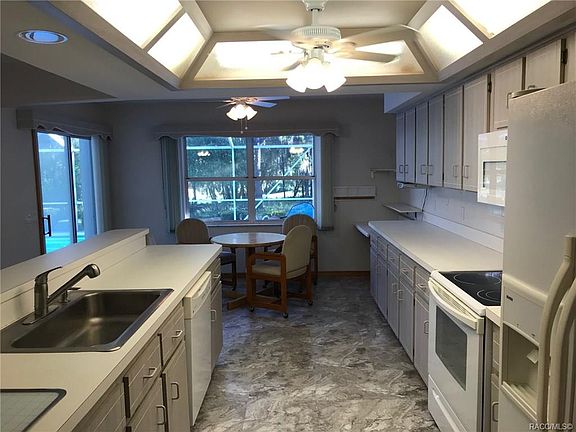 5th image of 2520 W Sand Trap Dr