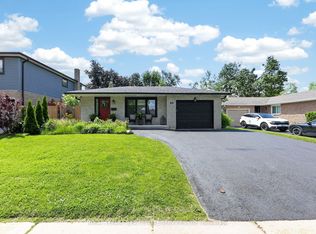 49 Belcourt Ave, Barrie, ON L4M 4E5