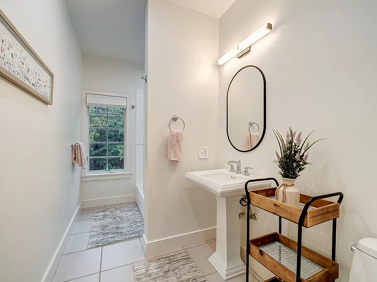 1129 Old Sag Harbor Rd — Photo 22