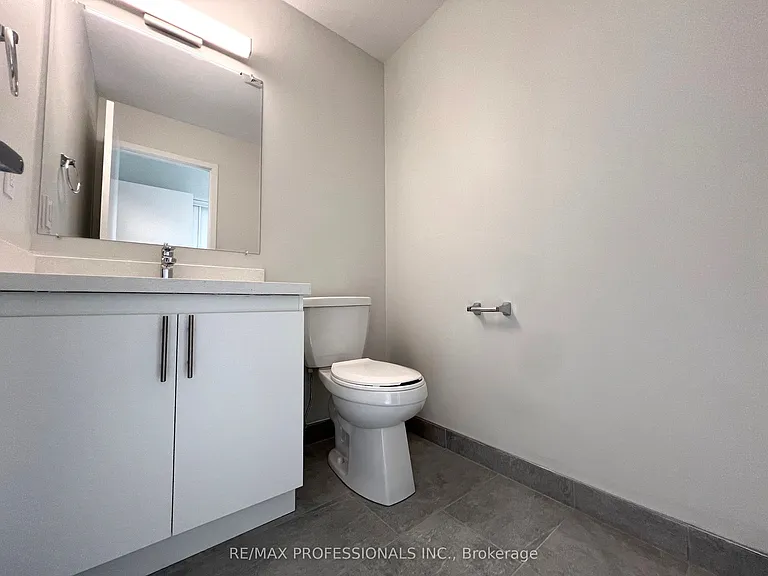 62 Dixfield Dr #102 — Photo 12
