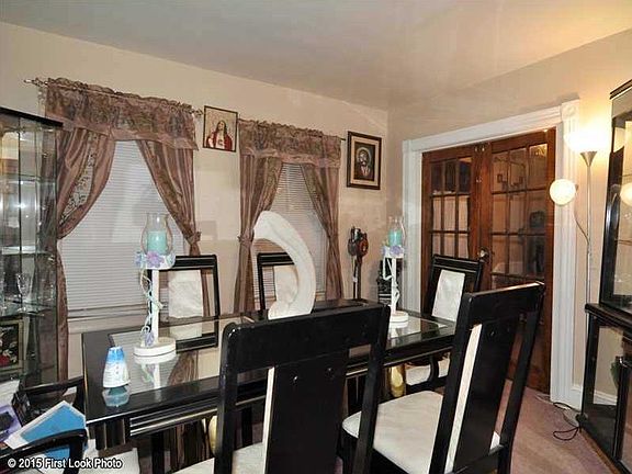 4th image of 20 Leonard Ave
