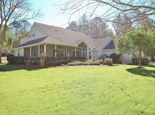 17414 Pine Knoll Dr, Dade City, FL 33523