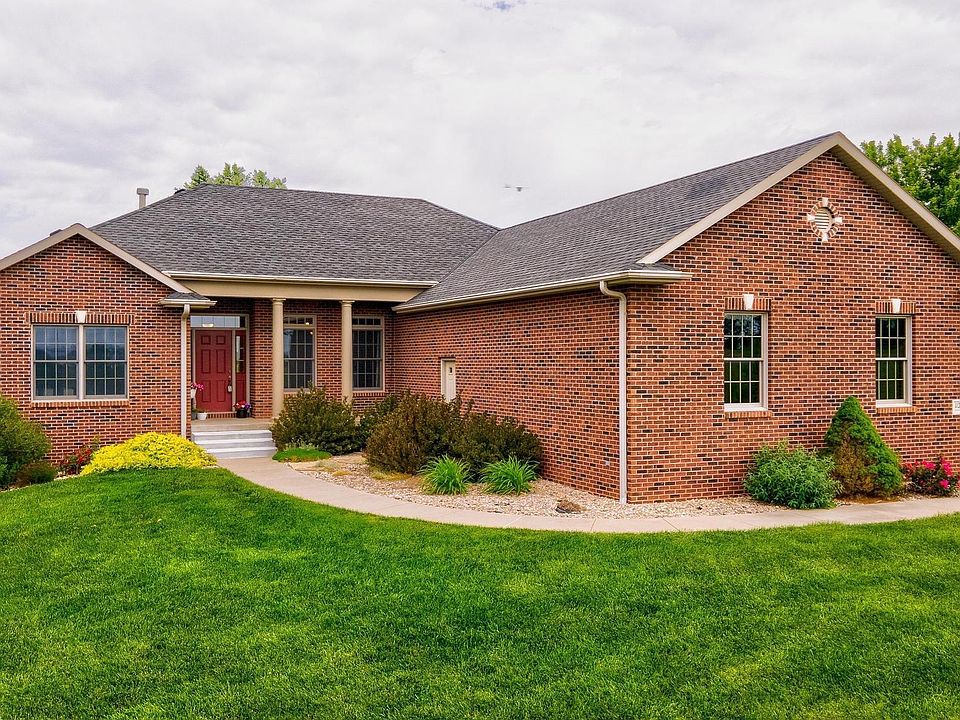 1122 E Seward St, Seward, NE 68434 Zillow