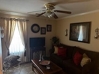 4th image of 227 Van Voris St