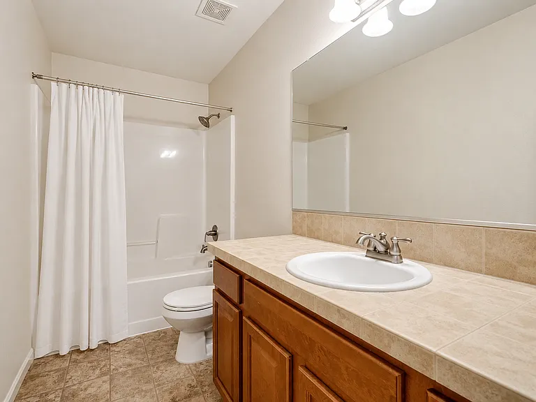 880 SW Mozart Ter — Photo 22