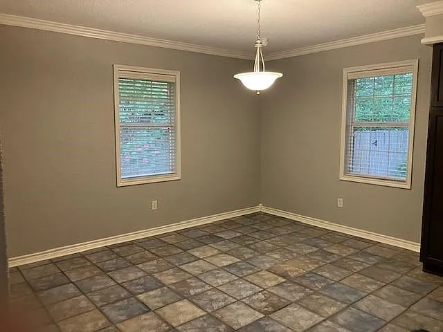 111 Shadylyn Dr — Photo 6