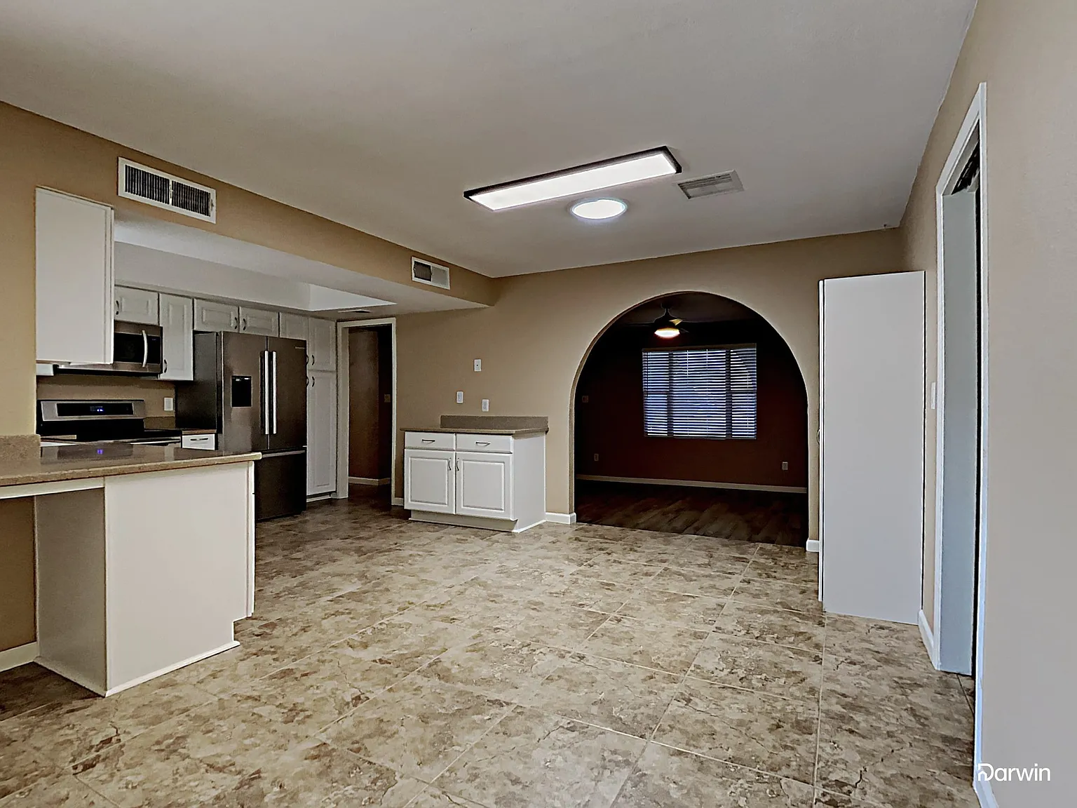 3 bed, 2.0 bath, 1457 sqft, $1,885 — Photo 2