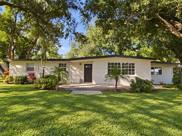 109 1st Ct NW, Lutz, FL 33548