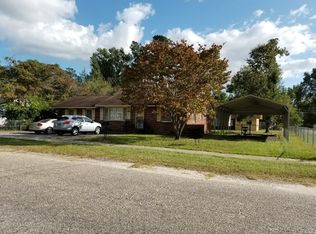 210 Breedin St, Manning, SC 29102