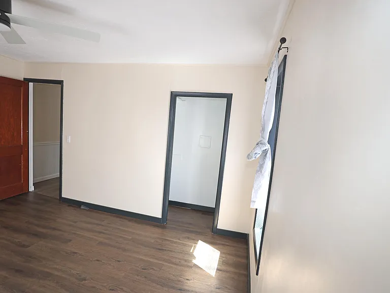 525 E Jackson Ave — Photo 9