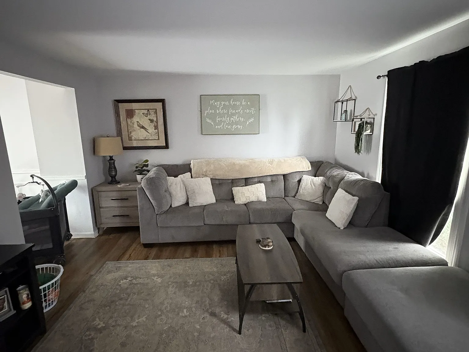 2 bed, 1000 sqft, $1,550 — Photo 3