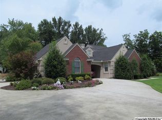 6620 E Upper River Rd, Somerville, AL 35670