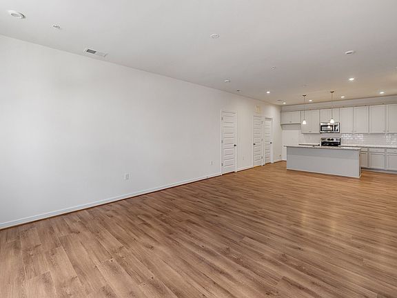 004_Hayes 1_Open Floorplan