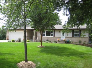 29910 Nathan Ct, Lindstrom, MN 55045