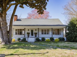 62 Cedardale Ln, Irvington, VA