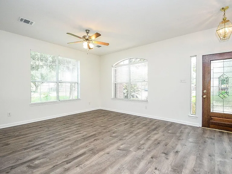 21610 Woodoak Ct — Photo 5