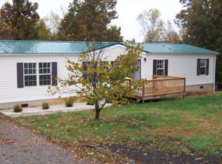 2570 Boxwood Rd, Gretna, VA 24557