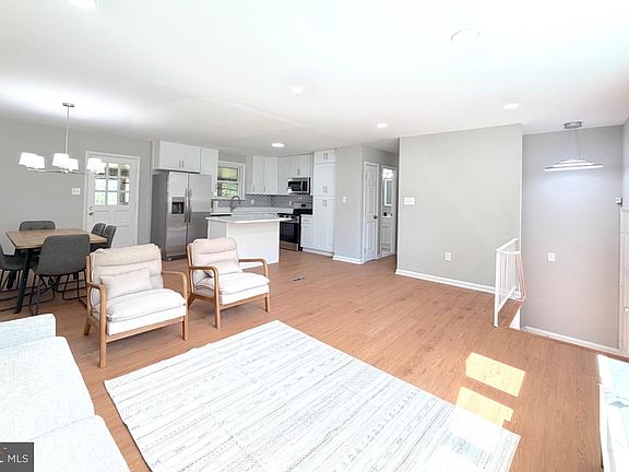 4th image of 2402 Joseph Dr