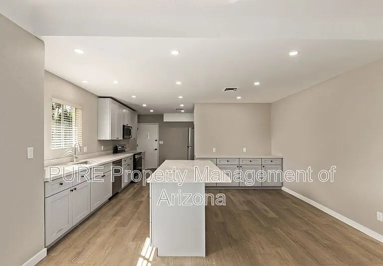 1190 S Mill Ave #A — Photo 6