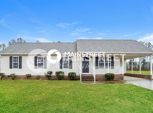 128 Clearwater Dr, Smithfield, NC 27577