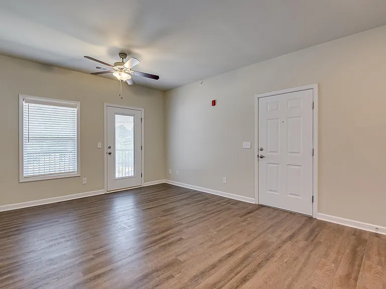 Woodberry Apartments — Photo 22