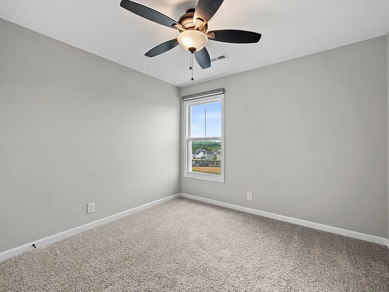 133 Tomahawk Pointe — Photo 27