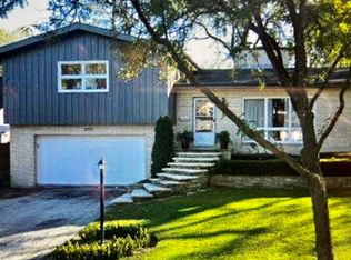 2453 Fir St, Glenview, IL 60025