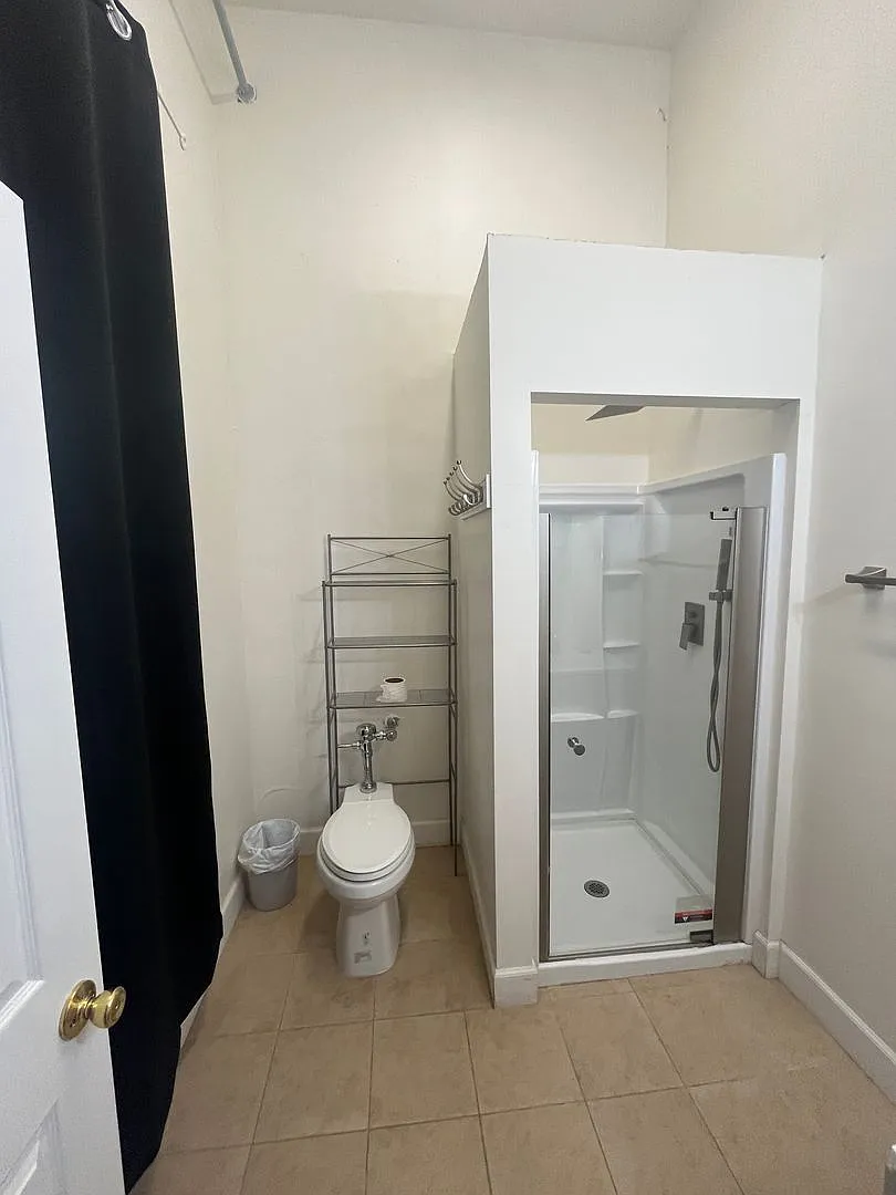 Live Downtown! Newly Updated Historic Studio Available Now — Photo 4