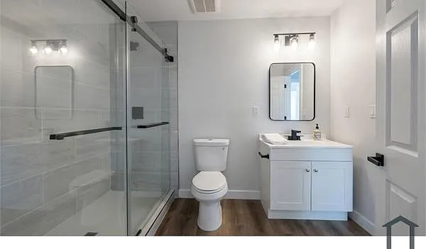 432 W Regent St #K — Photo 13