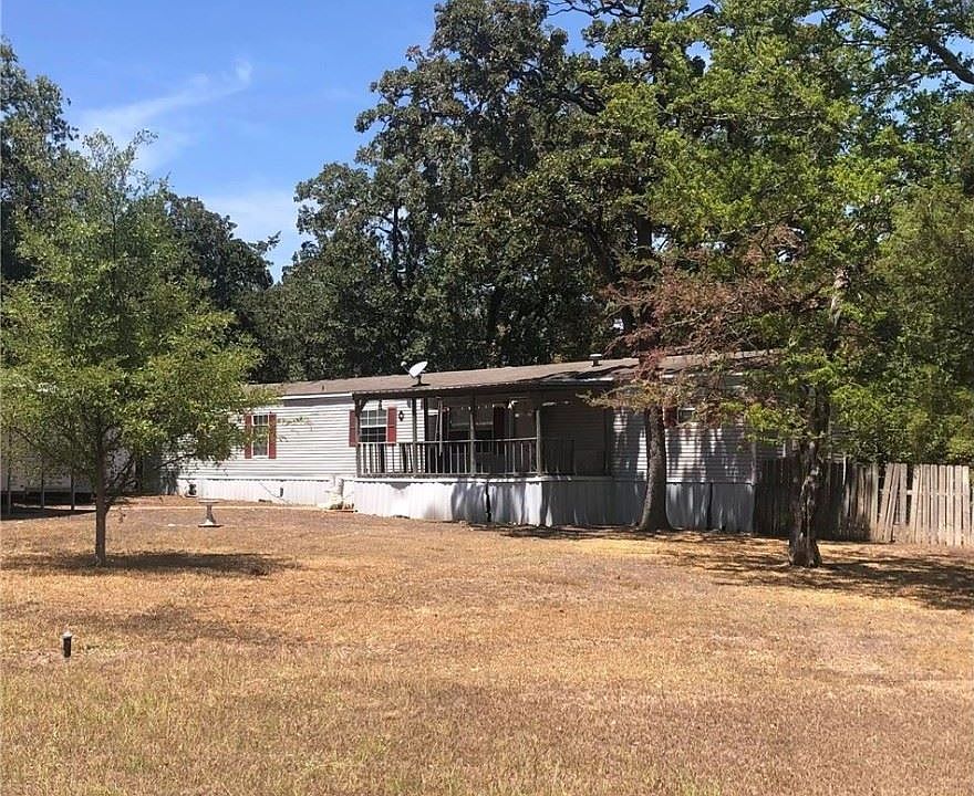 1st image of 4484 Arthur Ln