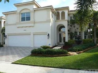 2283 Ridgewood Cir, Royal Palm Beach, FL 33411