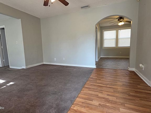 4th image of 5825 BARTRAM Drive W