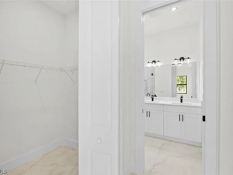 760 Festival Ave S — Photo 18
