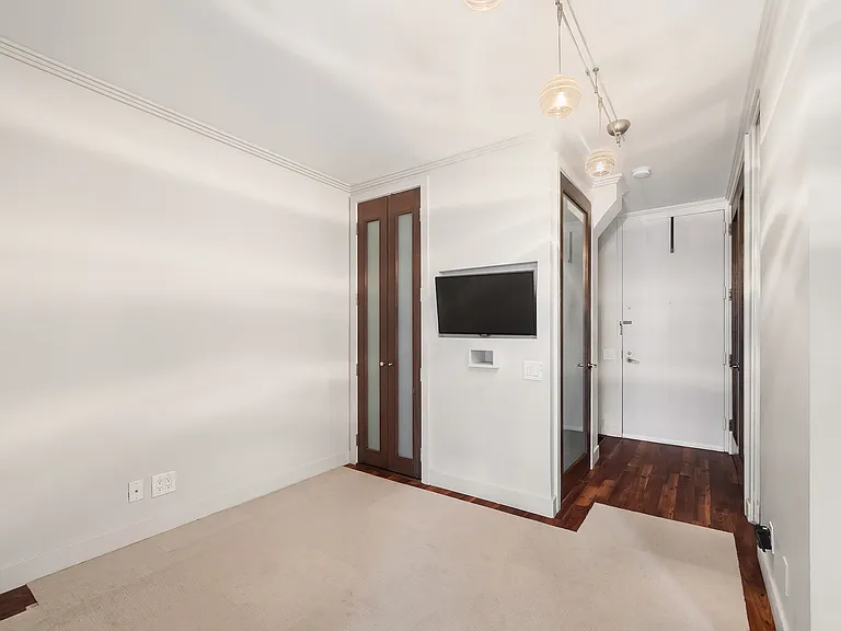 21 S End Ave #630 — Photo 10