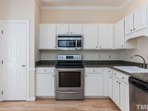 5th image of 4108 Settlement Dr